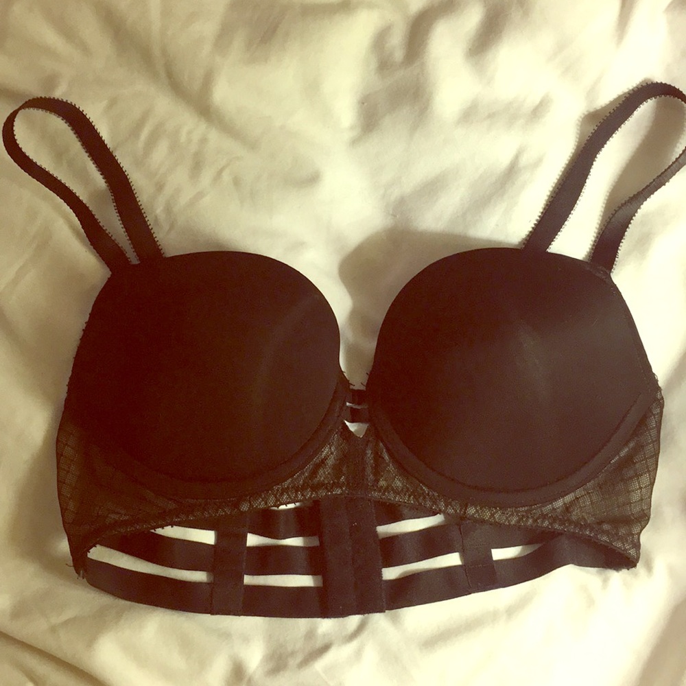 Truth dare by madonna 34C strappy bra